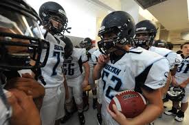 We did not find results for: 6 Essential Offseason Tips For High School Football Players Who Want To Play In College