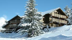 Property is in a ski resort. La Joue Du Loup Location D Appartements Et Chalets Chez Ski France Com
