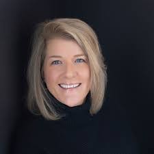 Tiffany Shook's Instagram, Twitter & Facebook