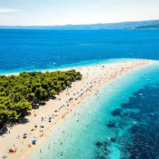 For every tourist to find his or hers perfect beach for their earned vacation. Top 25 Beaches In Croatia Secret Sandy Popular Beaches Daily Travel Pill