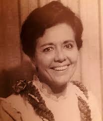 Helen Rosa's Instagram, Twitter & Facebook