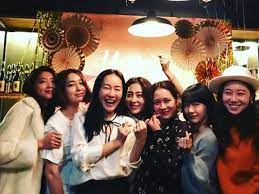 Sun hee and jin hee. Lily S Take Top Actresses Attend Son Ye Jin S Birthday Party Happy Late Birthday Late Birthday Happy Birthday To Us