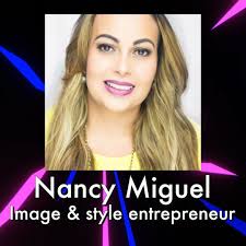 Sensual Argentinian Tango Singer delight us with her voice