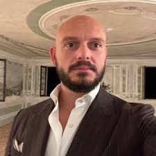 Marco Lucio's Instagram, Twitter & Facebook