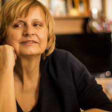 Anche la vostra pila della vergogna cresce giorno dopo giorno? 📚👀