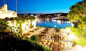 Jun 20, 2021 · si te hace gracia hacer caminos de ronda te recomiendo dos por la zona, uno seria el de s'agaro que empieza al lado el hotel la gavina y otro seria el de palamos que ahora empieza en el club nautico y acaba en la platja de castell, tambien tienes el de calella que si no me equivoco acaba en tamariu pero bueno no lo añado porque estando. Galeria Bodas La Gavina