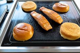 When the salmon is cooked just right, it will gently flake when pressed upon gently with your finger. Pulled Salmon Burger With Caper Lemon Yoghurt Sauce Elle Republic