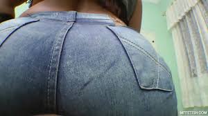 Thick Brazilian Slut Takes Big White Cock Up The Booty