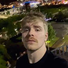 Danielle Prunty's Instagram, Twitter & Facebook