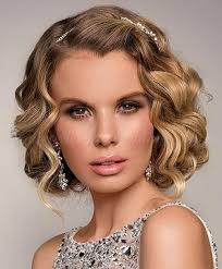 Curly Wedding Updos Curly Wedding Hairstyles Wavy Wedding Hair False Bob Hairstyle For Brides Hair Styles Bob Wedding Hairstyles Curly Wedding Hair