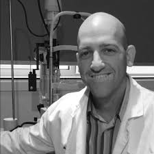 Jesús Olea Cascón, Oftalmólogo en Burgos