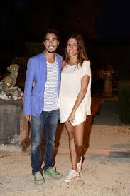 O ricardo que tanto estimo profissional e pessoalmente, aceitou voltar à tvi para fazer o gabriel, o papel que estava atribuído ao seu amigo pedro lima. Fotos Ricardo Carrico Apresenta Projeto Musical Com O Apoio De Familia E Amigos