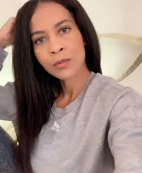 Happy Mother's Day to these two incredible, strong and beautiful women  @tajgeorge @creativbeauti