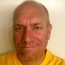 Robert Downard's Instagram, Twitter & Facebook