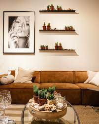 Living Room Inspiration Tan Velvet Sofa Axt Magazine Sofa Homedecor Livingroom Livingroom Velvet Sofa Living Room Rooms Home Decor New House Living Room