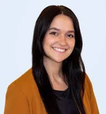 Lauren Beyer's Instagram, Twitter & Facebook