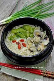 很久没有吃麻油鸡了 早一点点收工 从超市领着一包鸡腿回家 回到家才发现 oh no 杯具 大头虾的我 居然还没有哦打煤气