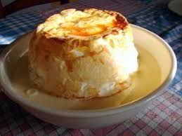 Ile Flottante Geante Ile Flottante Recette Dessert Nourriture Bizarre