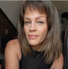 What could be causing skin to rub off