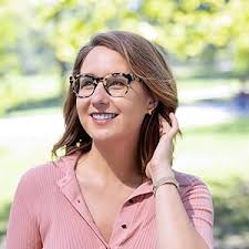 Amazon.com.au: Holly Trantham: books, biography, latest update