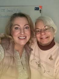 Laura Cottrell's Instagram, Twitter & Facebook