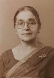 Prayers for Mariamma (Mary Michael Kallivayalil-94) eleyamma. Final journey  starts at Kallivayalil Kondooparambil Tharavaadu in Mallikassery (Paika-  Pinnakkinadu road) tomorrow (Monday 6th October) at 8.00 A.M. Funeral  service will begin at home