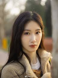 Yang Cai Hong (杨彩虹)