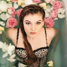 Jocelyn King's Instagram, Twitter & Facebook