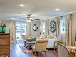 A farmhouse dining room for color lovers 10 photos. Fixer Upper Kitchens Living And Dining Rooms 21 Favorites