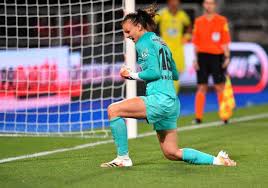 Lo más impresionante es que el cuadro de la capital logró cortar una extensa hegemonía del lyon en el. Historica Christiane Endler Se Consagro Campeona De La Liga Francesa Junto Al Psg