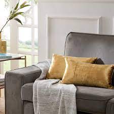 Cuscino rotondo in velluto con bottone centrale ideale per aggiungere un tocco di stile alla tua casa. Gigizaza D Oro Lusso Cuscino Copre Caso La Striscia Di Velluto Accento A Cuscino Miglior Decorativi Square Sham Cuscino Copre Per Divano Divano Letto Arredamento 30x50cm Set Di Due Amazon It Casa E Cucina