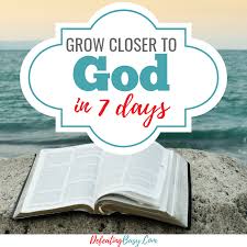 Whether you have small children or grown children, family prayer can help your family draw closer to one another. Grow Closer To God In 7 Days Defeating Busy Make Time For What Matters Most
