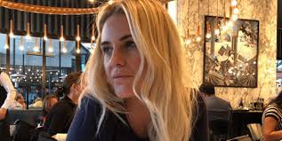 She has been married to tolga karakas since september 22, 2012. Kgepboz8za Lum