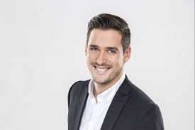 Bekannt ist sie vor allem als moderatorin für motorradsport, tennis und eishockey bei servustv. Andreas Moravec Wechselt Zu Servus Tv