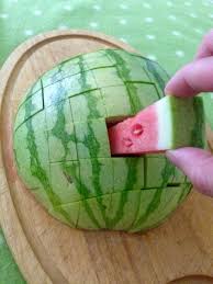 Wassermelone In Stiftform Schneiden Frag Mutti Wassermelone Wassermelone Schneiden Melone