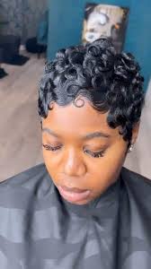 Knotless braids in a shop before Feb 1st?