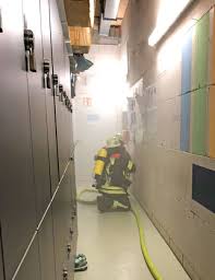 Die saarland therme ist vorübergehend geschlossen. Notfallubung In Der Saarland Therme Feuerwehr Und Thw Vor Ort Saarlokal De