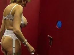 Douce nuit, sainte nuit tout s'endort à minuit mais dans le ciel sans voile apparut une étoile pour guider les bergers jusqu'à l'enfant qui est né. Mamie Gros Sein Porno Et Videos De Sexe En Haute Qualite Sur Voilaporno Com