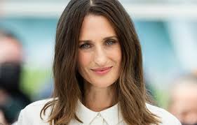 Camille Cottin: «Le vere eroine sono le madri single»| iO Donna