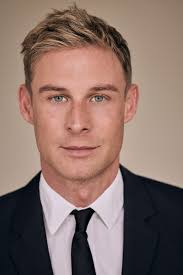 Chris Gebert: Versatile TV, movie and theater actor ("Anna und die Liebe",  "Colette")