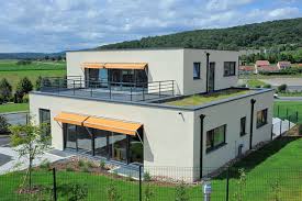 Les Maisons Passives Des Habitations Autonomes Et Performantes Constructeur De Maison Individuelle Constructeur Maison Maison Passive