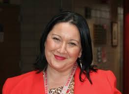 Shelley Solomon's Instagram, Twitter & Facebook