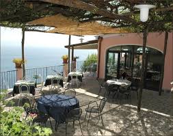 Pagina Non Trovata Villa Amore Architecture Outdoor Structures Pergola