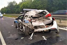 Jego życiu na szczęście nie zagraża niebezpieczeństwo. Wypadek Na S1 W Sosnowcu Cysterna Staranowala W Radiowoz Dwaj Policjanci Sa Ranni Zdjecia Sosnowiec Nasze Miasto