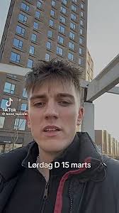 Lucas og Karl holder fest