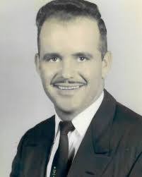 Dan Stull's Instagram, Twitter & Facebook