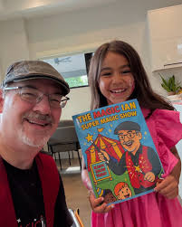 Color a greeting card, write your message and share your work with a  friend!