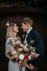 December Wedding In 2020 Hochzeitsportraits Dezember Hochzeit Vintage Hochzeit