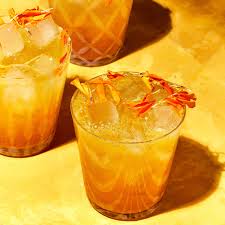 Sana's Turmeric G&T – Diaspora Co.