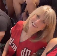 PHHS Class of 76 Shares 6th Grade Photo from Washington Intermediate